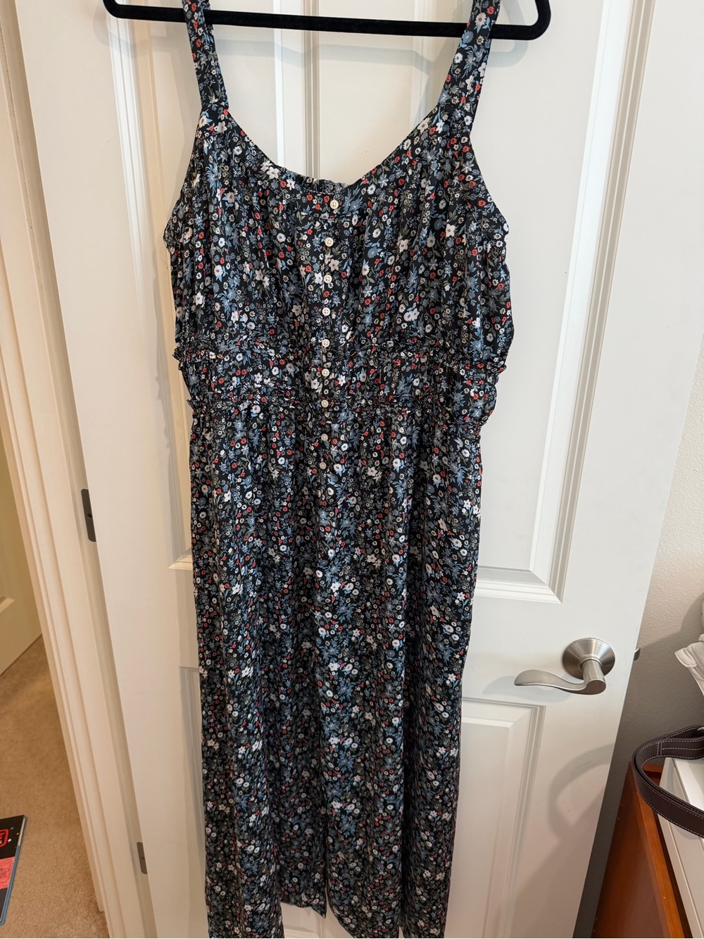 American Eagle floral maxi dress size xxl
Boho, fall